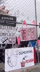 Protesta inusual frente a centro migratorio en EE.UU. genera polémica