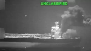 Estados Unidos ataca petroleros iraníes en medio de la escalada militar en el estrecho de Ormuz