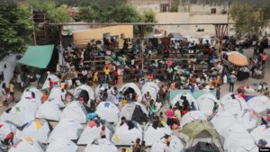 Violencia extrema en Haití obliga a cientos de personas a abandonar sus hogares