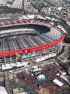 Partido inaugural en el Estadio Ciudad de México convive con protestas sociales en la capital