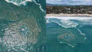 Impresionante remolino marino sorprende a turistas en Puerto Escondido, Oaxaca | Video