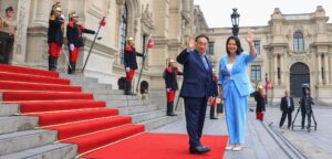 El presidente de la República del Perú, José María Balcázar Zelada, recibió en Palacio de Gobierno a la mandataria electa, Keiko Fujimori