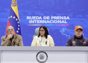 Delcy Rodríguez rechaza críticas por la respuesta al terremoto en Venezuela y confirma 2.595 fallecidos