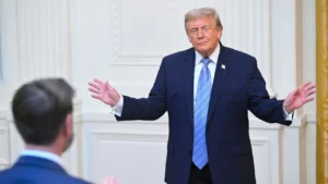 Trump cuestiona el sistema electoral de EE.UU. y denuncia presuntas vulnerabilidades