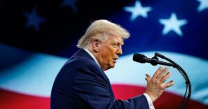 Trump asegura que el estrecho de Ormuz podría reabrirse próximamente