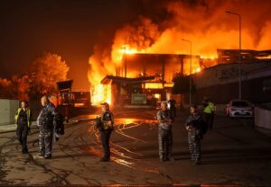 Al menos 15 muertos tras un ataque ruso con misiles y drones sobre Kiev