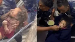Rescatan con vida a una niña tras casi 60 horas atrapada bajo los escombros en Nepal