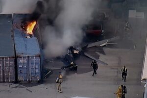 Tragedia en Los Ángeles: un helicóptero de noticias se estrelló y dejó tres muertos