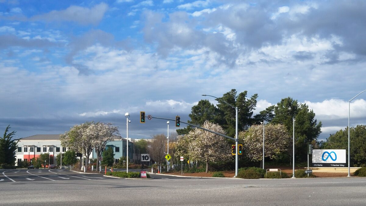 Vista aérea de la sede de Meta Platforms en Menlo Park, California