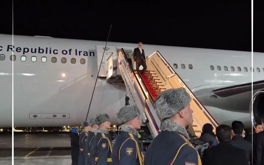 Imagen del video de MCN sobre la visita del presidente iraní Masoud Pezeshkian a Rusia